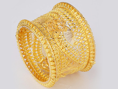 Chandra & Sons Pvt. Ltd. (Jewellers) – Gold Jewellery Showroom in ...