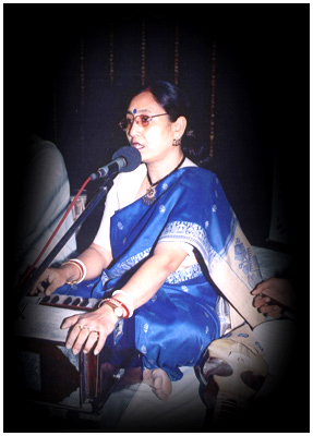 Dr. Sanghamitra Saha - Leading Rabindra Sangeet Singer in Kolkata