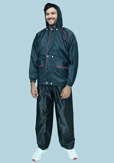 Titus Men Rainwear